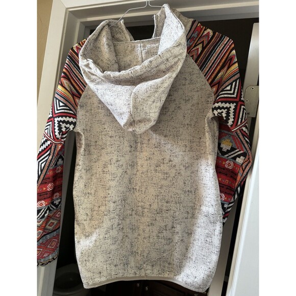 Mama Bear Hoodie Sweatshirt Women’s Size Medium Lightweight See Measurements - Picture 5 of 9